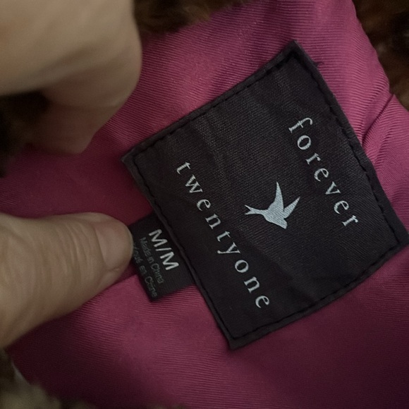 Faux fur Forever 21 jacket med - Picture 2 of 8